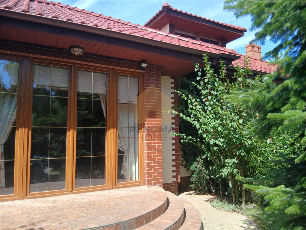 Na sprzedaż przestronny dom 320 m² z ogrodem i garażem Żarów  319m2 Foto 1
