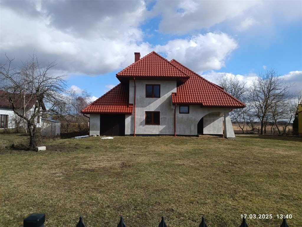 Dom 200 m2 z garażem i ogrodem w Stubnie Stubno  200m2 Foto 1