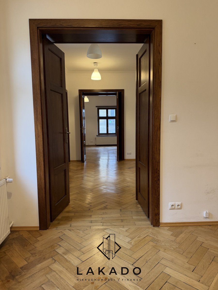 Lokal użytkowy na wynajem Kraków, Stare Miasto, Stefana Batorego  94m2 Foto 1