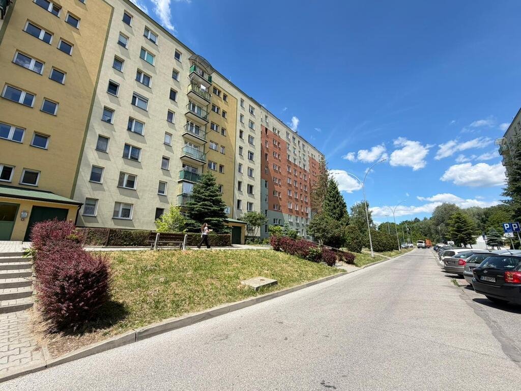 Przytulne 36 m² z balkonem, winda, gotowe do wprowadzenia Tarnów, os. Zielone  36m2 Foto 1
