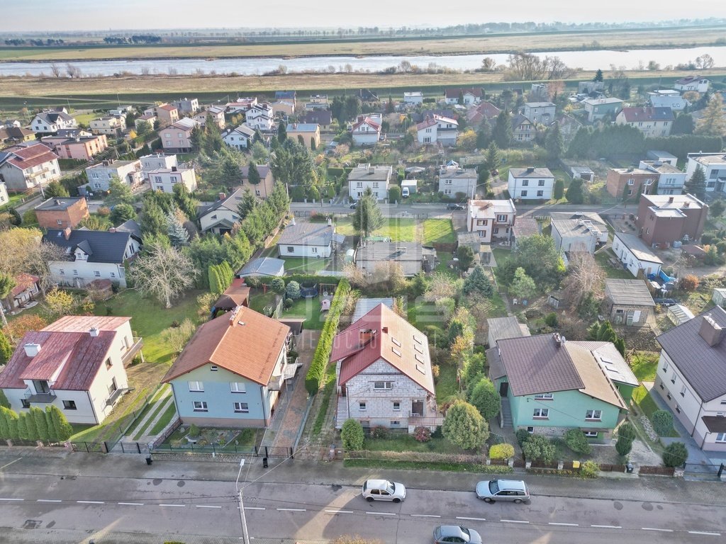 Dom wolnostojący 141 m2 z garażem, ogród i nowy dach Tczew, Dokerów  141m2 Foto 1
