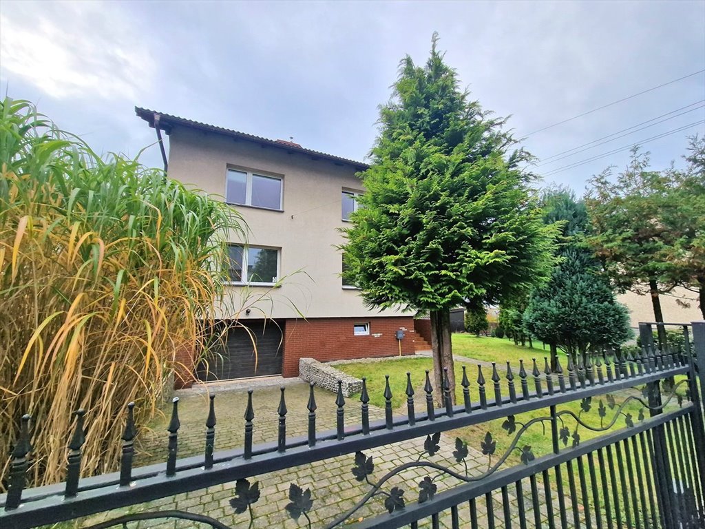 Dom 2-lokalowy, po remoncie, garaż, ogród, Rydułtowy Rydułtowy  207m2 Foto 1