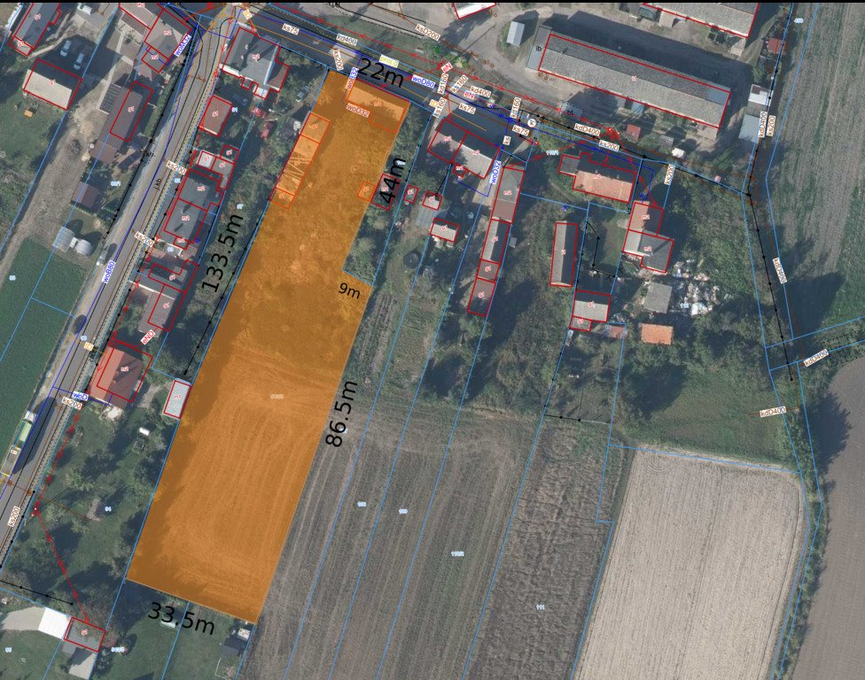 Działka z domem do remontu w centrum Pakosławia, 3816 m² Pakosław  3 816m2 Foto 1