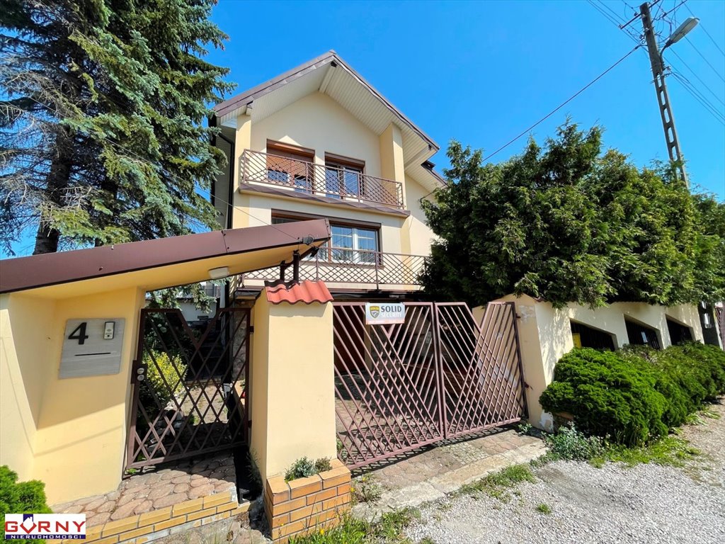 Sprzedam dom z usługami 255 m², ogród, garaż w Piotrkowie Piotrków Trybunalski  255m2 Foto 1
