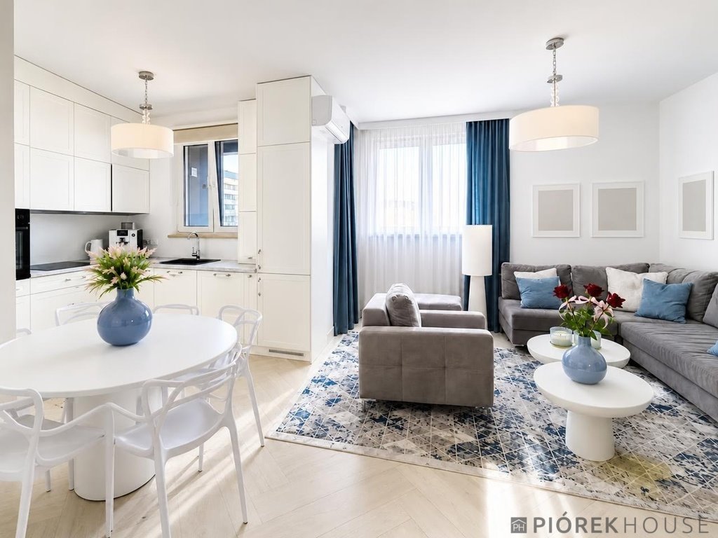 Mieszkanie 78,5 m² w Warszawie - 4 pokoje z loggią i miejscami Warszawa, Praga-Południe, Ostrobramska  79m2 Foto 1