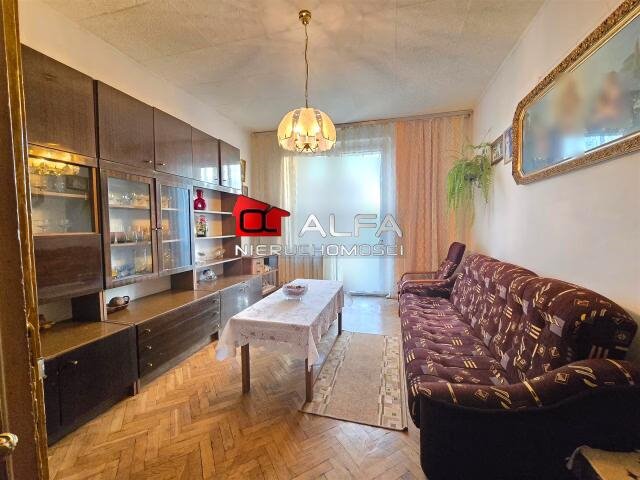 Mieszkanie dwupokojowe na sprzedaż Żarów, Cicha okolica  45m2 Foto 1