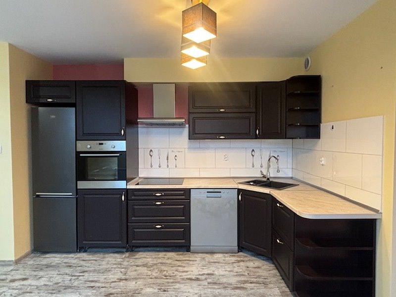 Dwupoziomowe mieszkanie 71 m2, blisko basenu, parking Lubań, Robotnicza  71m2 Foto 1