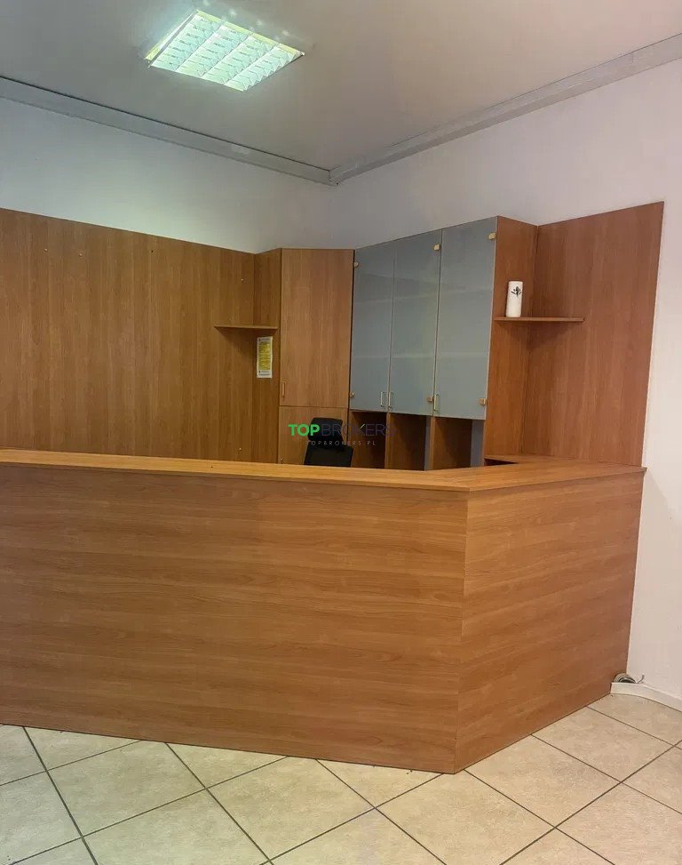 Sprzedam lokal usługowy 189 m² z witrynami i parkingiem Warszawa, Wilanów Wysoki  189m2 Foto 1