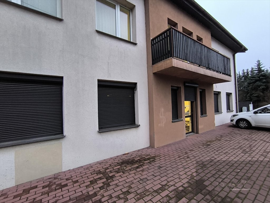 Lokal użytkowy 100 m2 z dużymi możliwościami w Grodzisku Grodzisk Mazowiecki  100m2 Foto 1