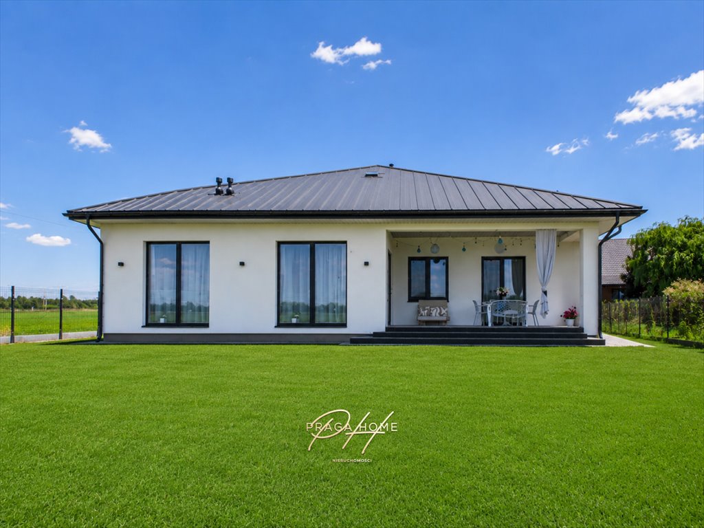 Zapraszam do obejrzenia nowoczesnego domu 170 m² z garażem i tarasem Glinianka, Wrzosowa  170m2 Foto 1
