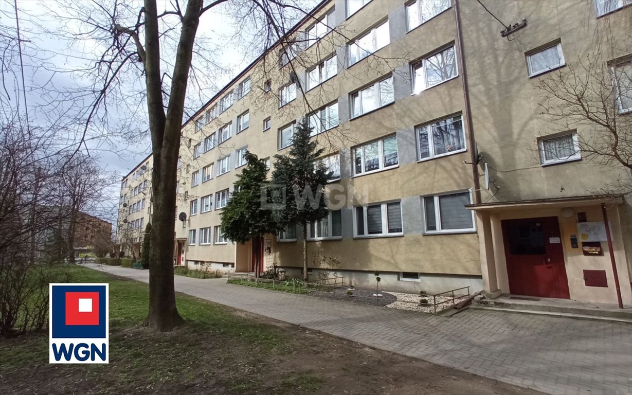 Mieszkanie trzypokojowe na sprzedaż Radomsko, Piastowska  48m2 Foto 4