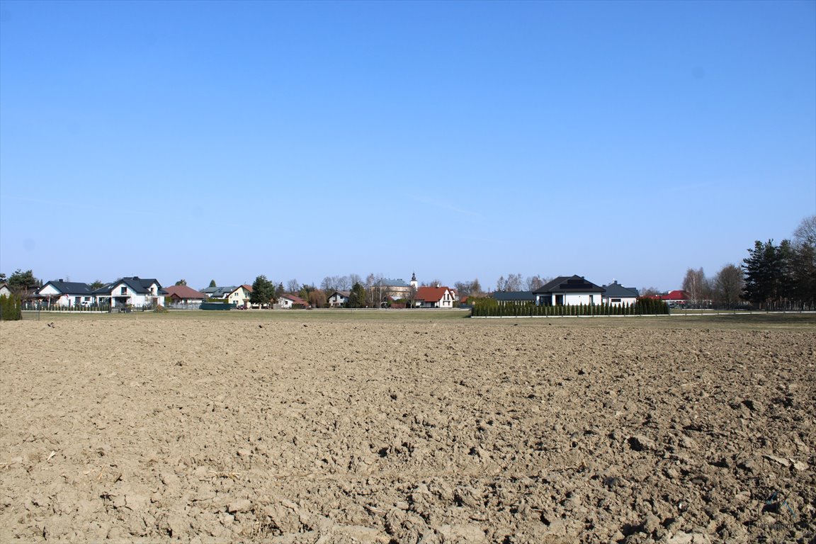 Działka 67 arów z potencjałem budowlanym i świetną infrastrukturą Gdów  6 700m2 Foto 1