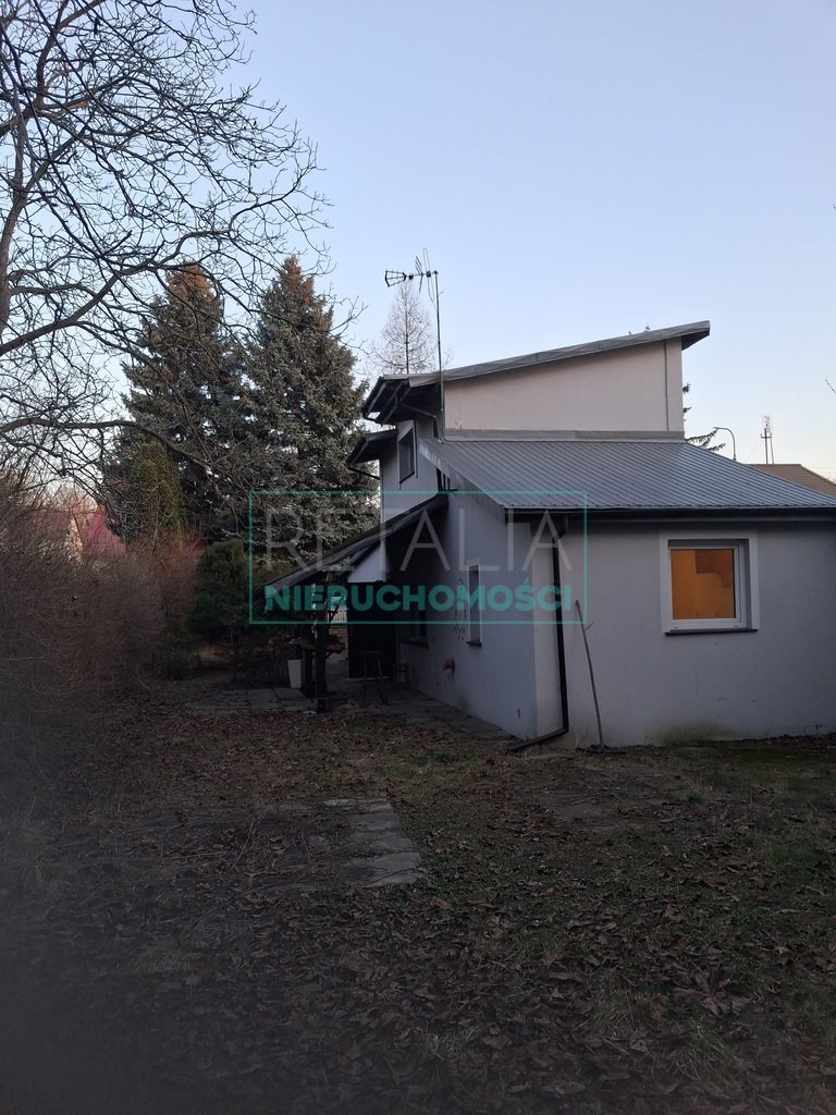 Uroczy dom w centrum Grodziska z dużą działką i możliwością rozbudowy Grodzisk Mazowiecki  55m2 Foto 1