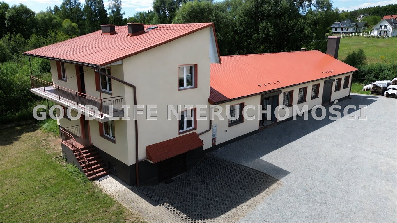 Do sprzedania magazyn 600 m² z dużym placem w Zahutyniu Zahutyń  600m2 Foto 1