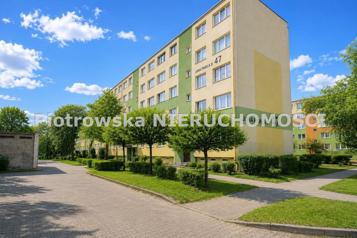 Do sprzedania funkcjonalne 3-pokojowe mieszkanie 48 m² w Sieradzu Sieradz  48m2 Foto 1