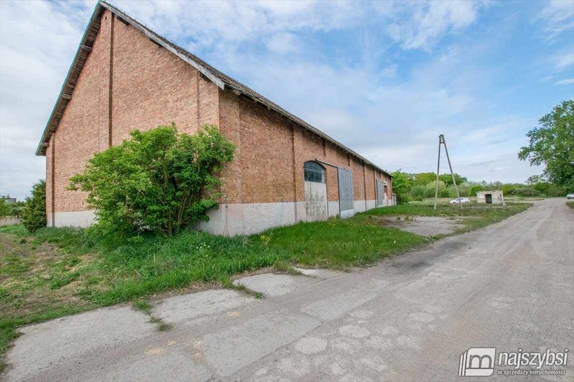 Budynek produkcyjno-magazynowy 780 m² z biurami i placem Kamień Pomorski, obrzeża  750m2 Foto 1