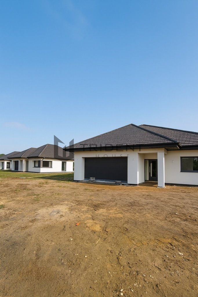 Nowoczesny dom 165m² z garażem i dużą działką 1000m² Wola Przypkowska  165m2 Foto 1