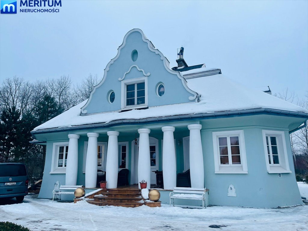 Urokliwy dworek 240 m2 z biblioteką i dużym ogrodem Opypy  240m2 Foto 1