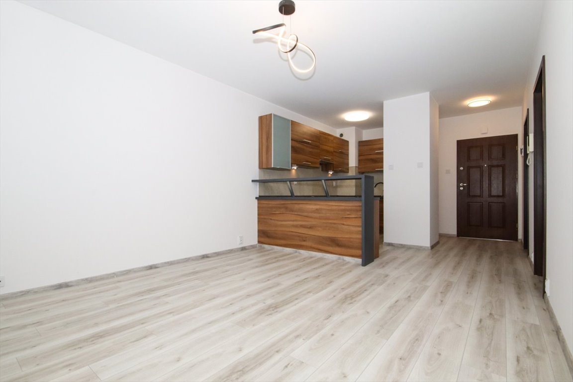 Mieszkanie dwupokojowe na sprzedaż Słupsk, Edwarda Łady-Cybulskiego  42m2 Foto 1