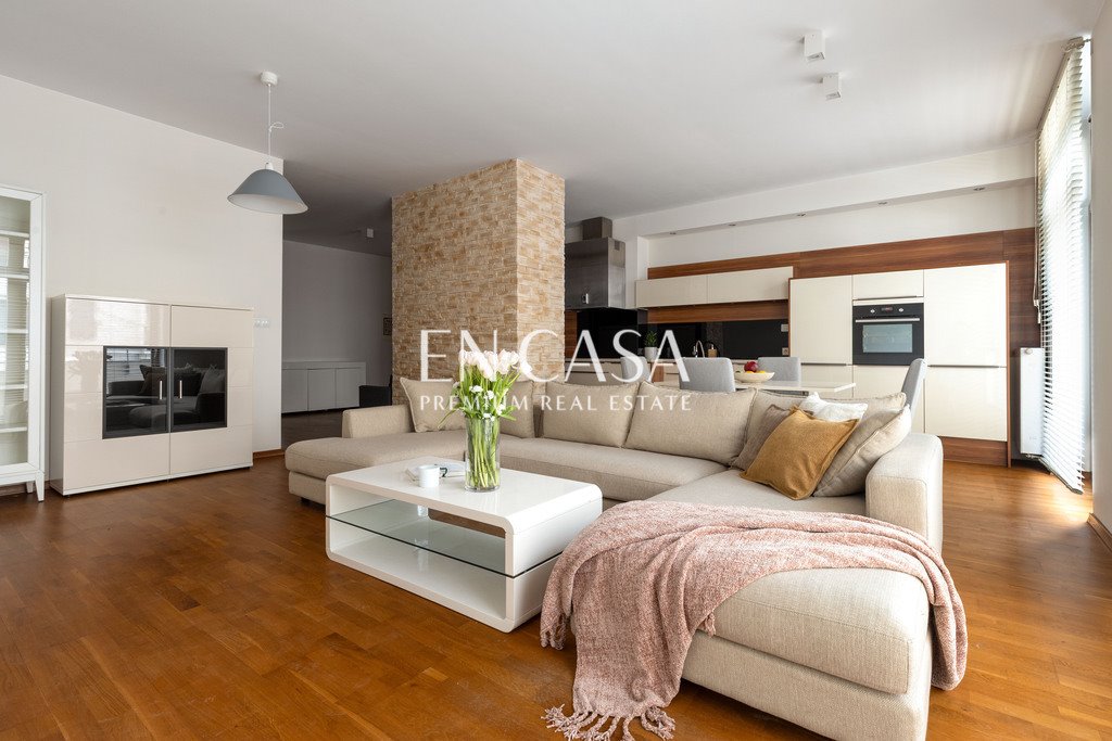 Przestronny apartament 139m2 z 4 pokojami i 2 łazienkami Warszawa, Wilanów, Franciszka Klimczaka  139m2 Foto 1