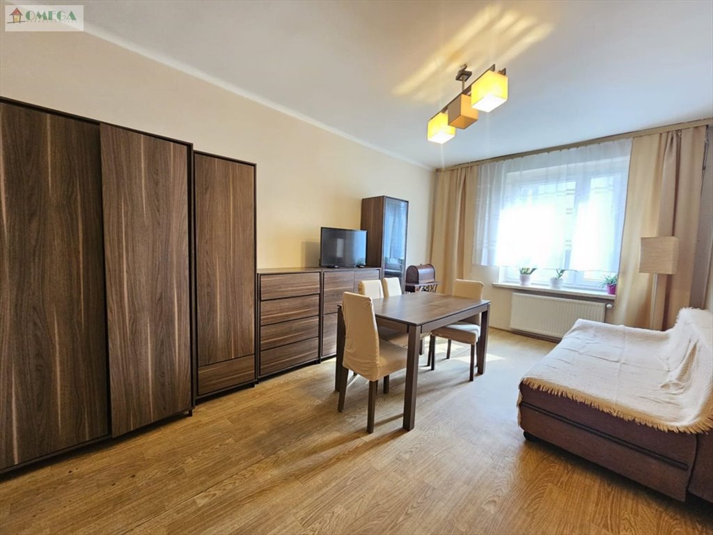 Przestronne M-2 z dużą kuchnią i parkingiem na Pogoń Sosnowiec, Pogoń  33m2 Foto 1