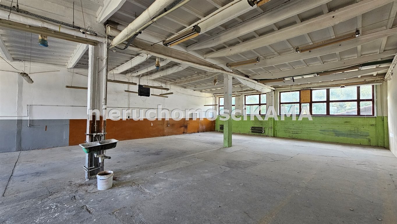 Zapraszam do wynajęcia magazynu 411 m² z rampą rozładunkową: Łodygowice