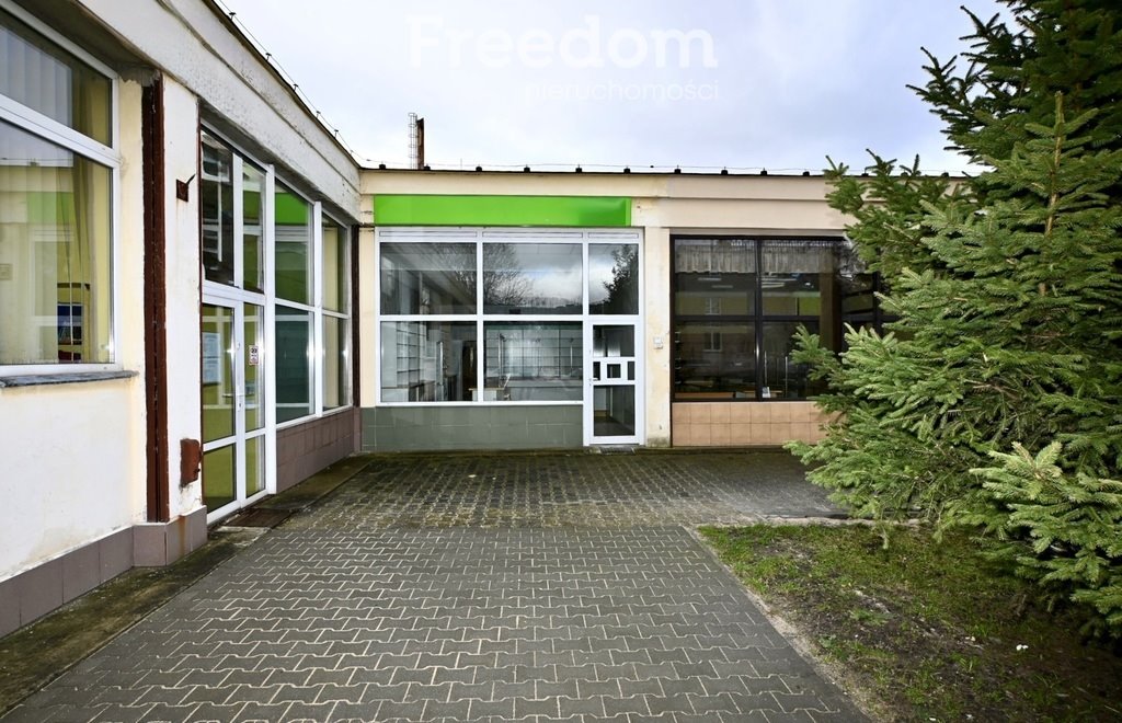 Lokal użytkowy na wynajem Koniecpol, Robotnicza  95m2 Foto 1