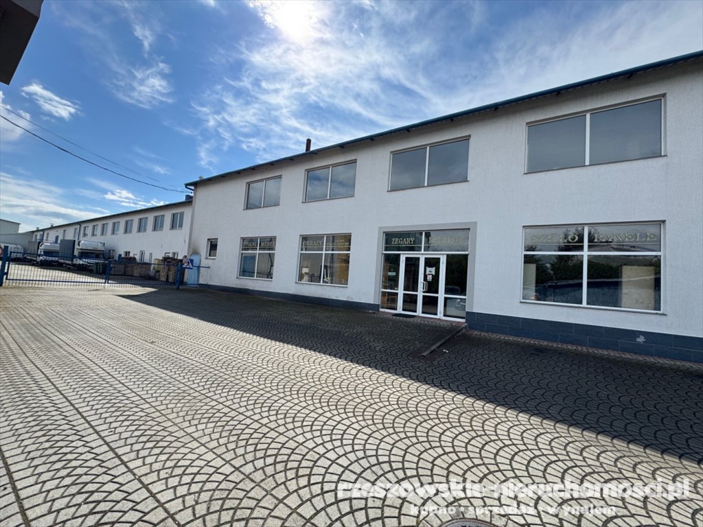 Wynajem powierzchni w Głuchowie – biura, magazyny, pawilony Głuchów  350m2 Foto 1