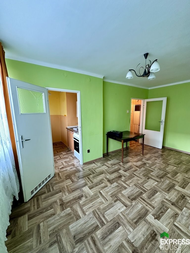 Mieszkanie trzypokojowe na sprzedaż Bielsko-Biała, Spółdzielców  45m2 Foto 2