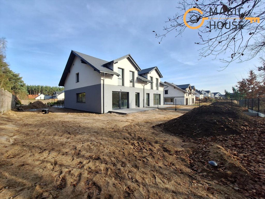 Przestronny dom bliźniak z garażem i 4 sypialniami - polecam! Kiełpino, Urocza  146m2 Foto 1