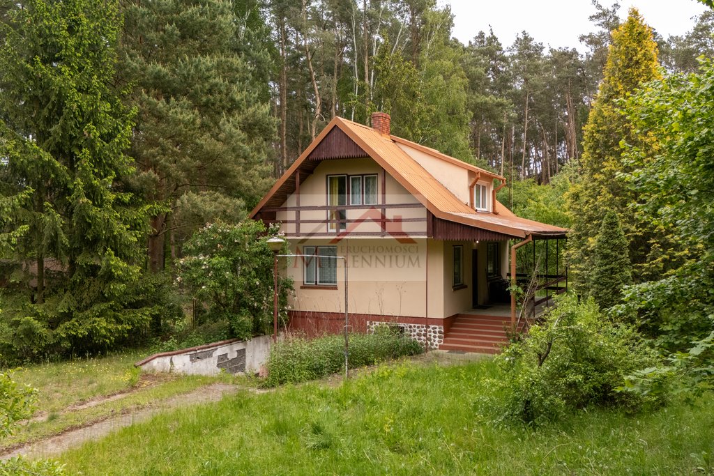 Działka z domem do remontu, 1056 m², garaż, las Borkowo, Leśna  1 056m2 Foto 1