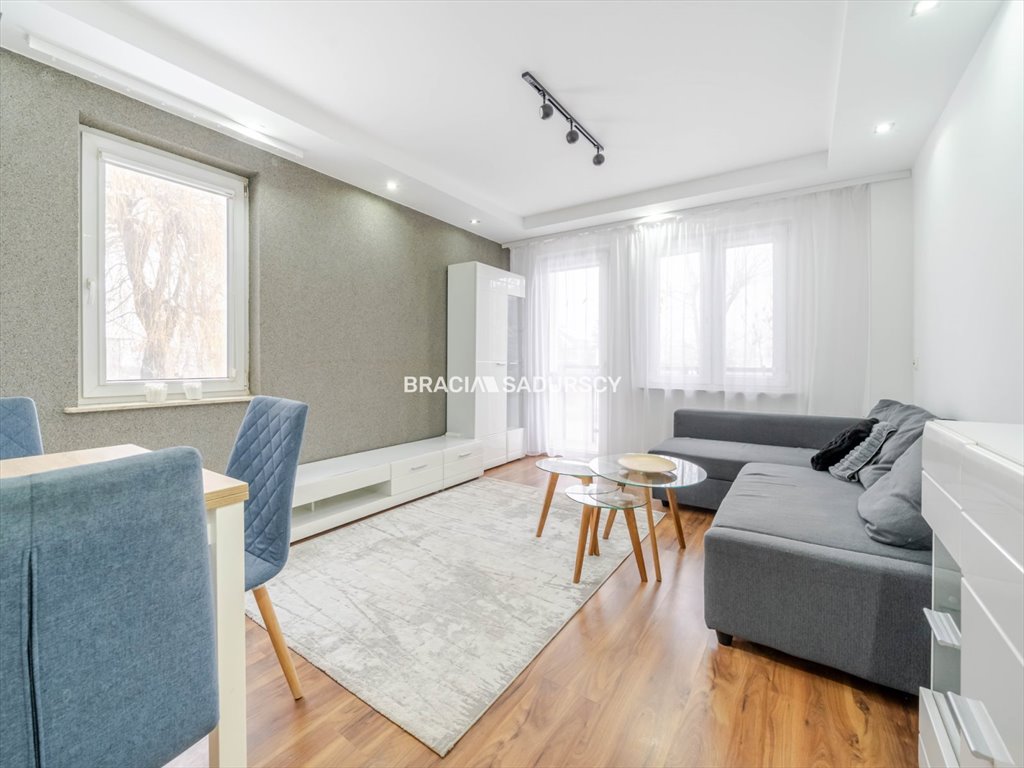 Gotowe 3-pokojowe mieszkanie po remoncie, balkon, piwnica Dobczyce, os. Piastowskie  64m2 Foto 1