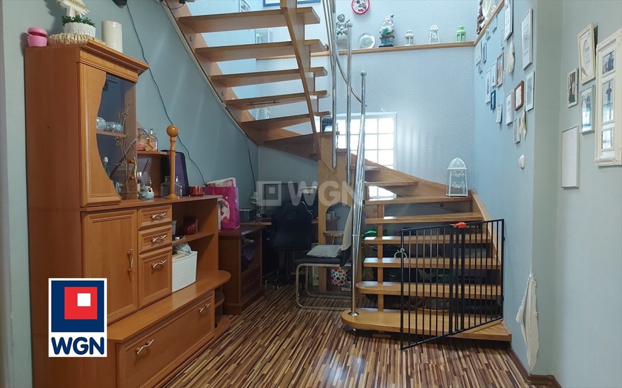 Przestronny dom z dużym ogrodem i garażem w Truskolasach Truskolasy, Częstochowska  158m2 Foto 1