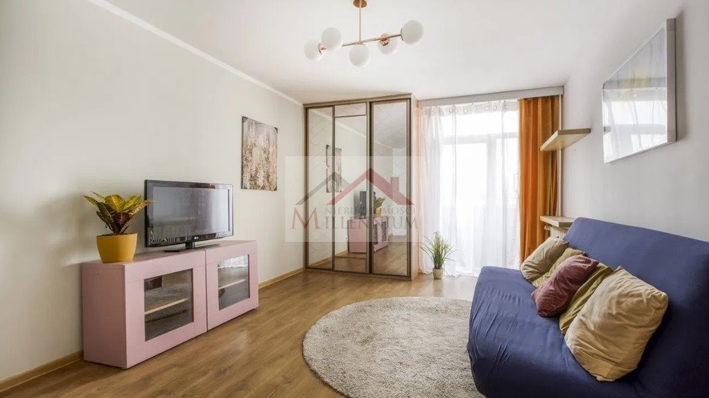 Atrakcyjna kawalerka 25 m² przy metrze Młociny, pełna własność Warszawa, Bielany, Dorycka  24m2 Foto 1