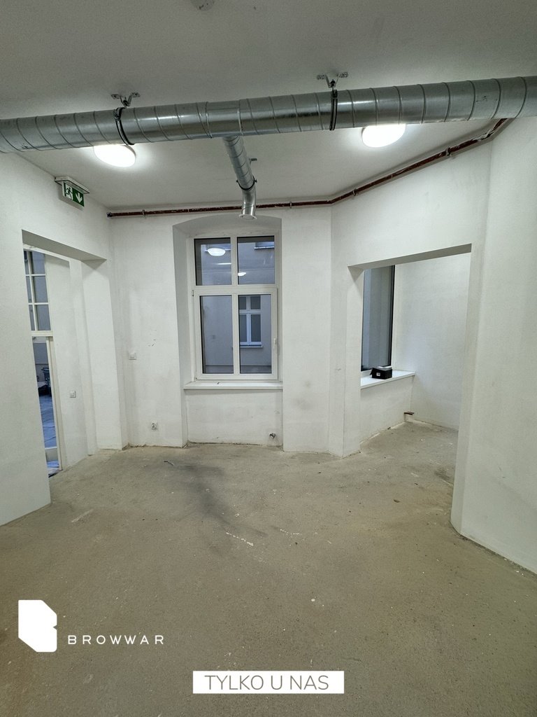 Urokliwy lokal 54m² w odrestaurowanej kamienicy na Starym Mieście Poznań, Stare Miasto  54m2 Foto 1