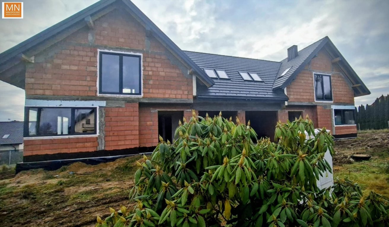 Dom bliźniak 146 m² z garażem, poddaszem i ogrodem Szyce, Wesoła  146m2 Foto 1