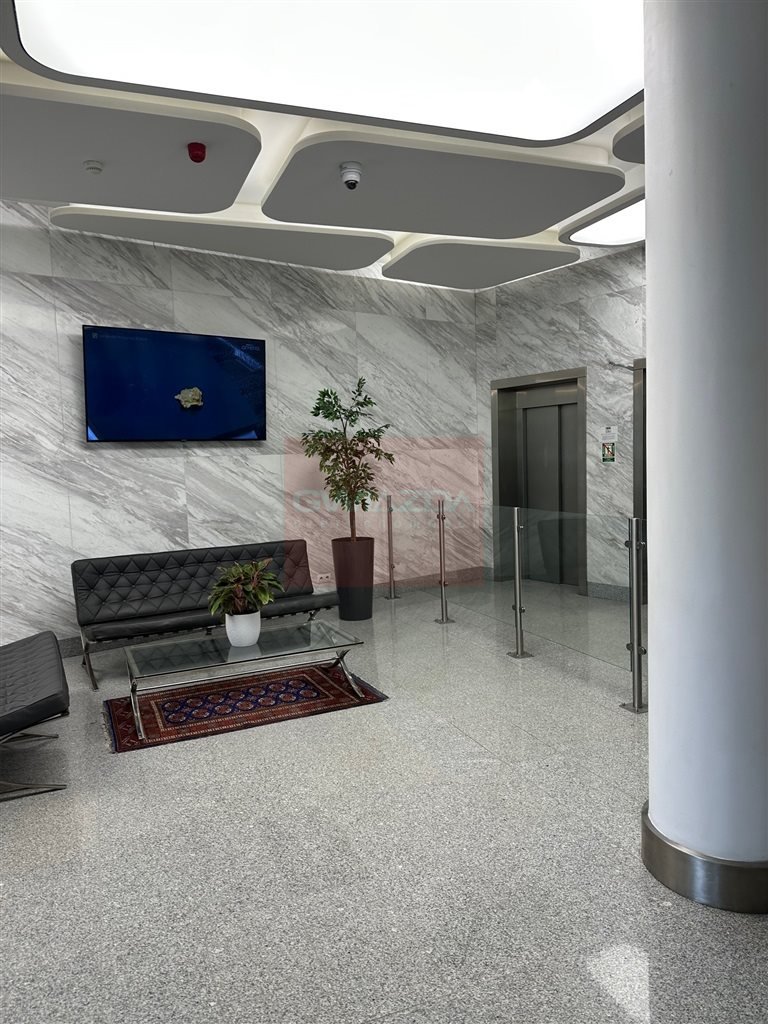 Nowoczesny lokal biurowy 173 m2 z klimatyzacją i windami Warszawa, Ursynów  173m2 Foto 1