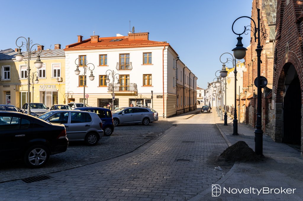 Mieszkanie na sprzedaż Krosno, Modesta Humieckiego  303m2 Foto 1