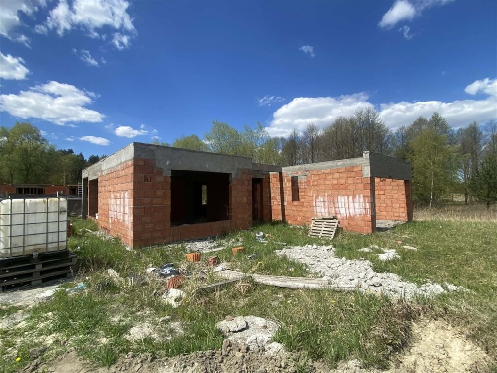 Dom w Żorach z dużym potencjałem i garażem Żory, Wrzosowa  179m2 Foto 1