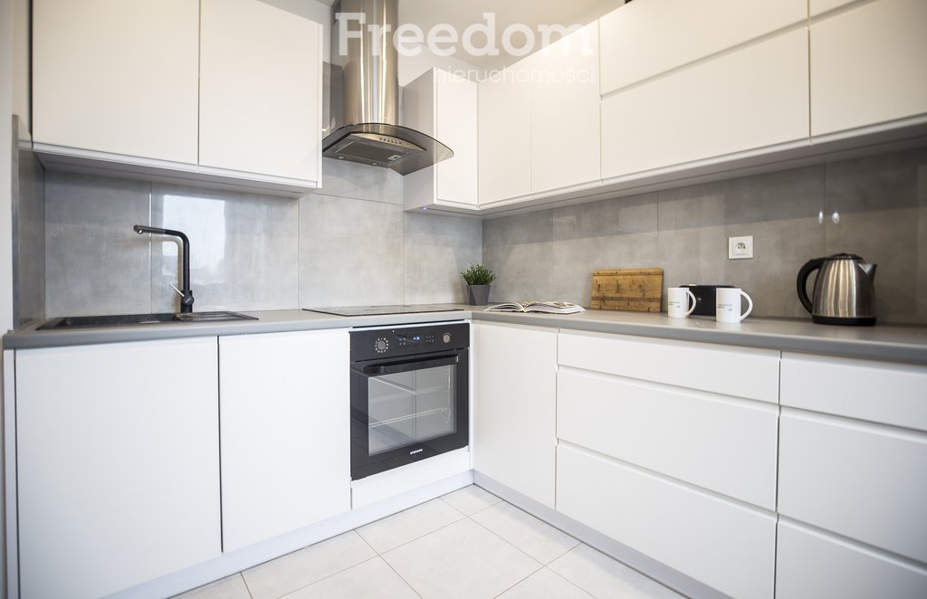 Mieszkanie czteropokojowe  na sprzedaż Rzeszów, Senatorska  68m2 Foto 1