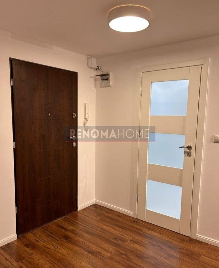 Mieszkanie dwupokojowe na sprzedaż Wałbrzych  53m2 Foto 1