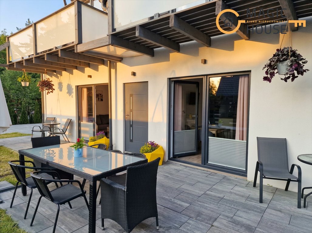 Do sprzedania inwestycyjny dom z 4 apartamentami w Kaszubach Gołubie, Wczasowa  110m2 Foto 1