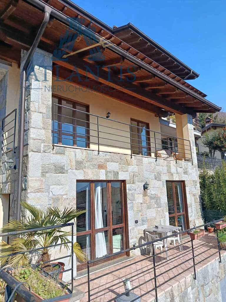 Apartament z widokiem na jezioro Como, 170 m2, garaż Włochy, Gera Lario  170m2 Foto 1