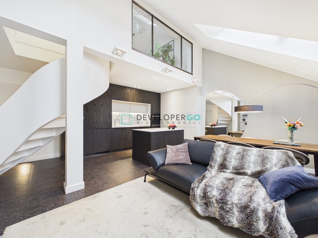 Dwupoziomowe mieszkanie 70,5 m² w kamienicy - elegancki design Białystok, Centrum  71m2 Foto 1