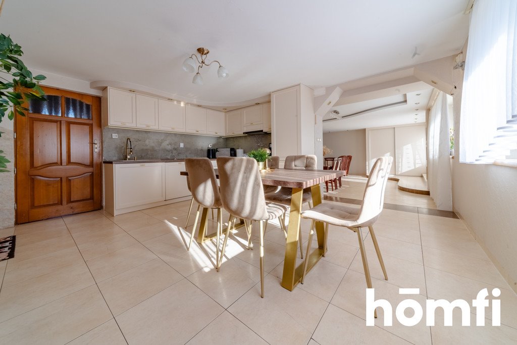 Dom z widokiem na Tatry i przestronnym budynkiem usługowym Maruszyna, Stopki  1 640m2 Foto 1