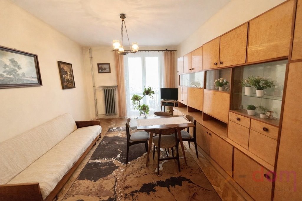 2-pokojowe mieszkanie 45m2 z balkonem, parkingiem i potencjałem remontu Kielce, Generała Tadeusza Kościuszki  45m2 Foto 1