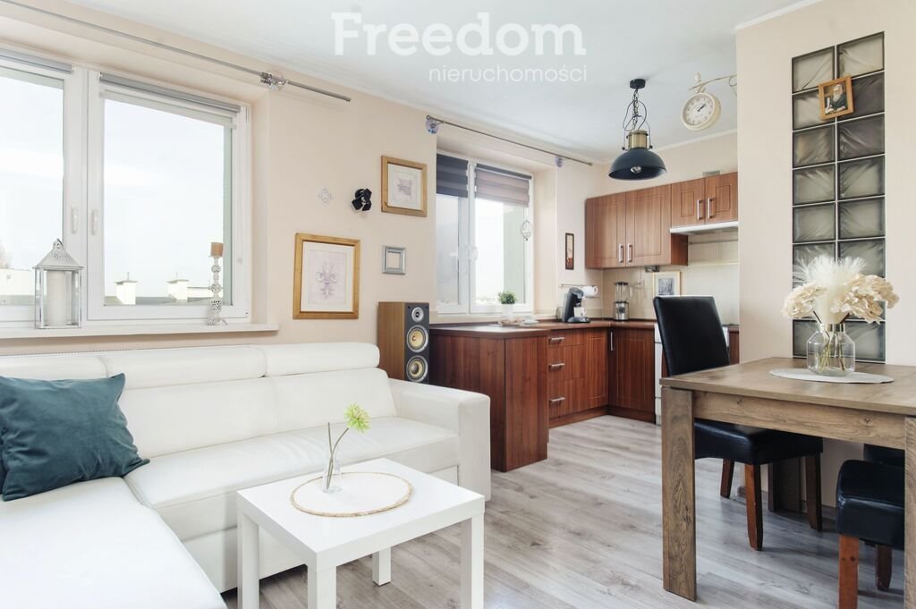 Mieszkanie trzypokojowe na sprzedaż Toruń, Chełmińskie Przedmieście, Szosa Chełmińska  65m2 Foto 1