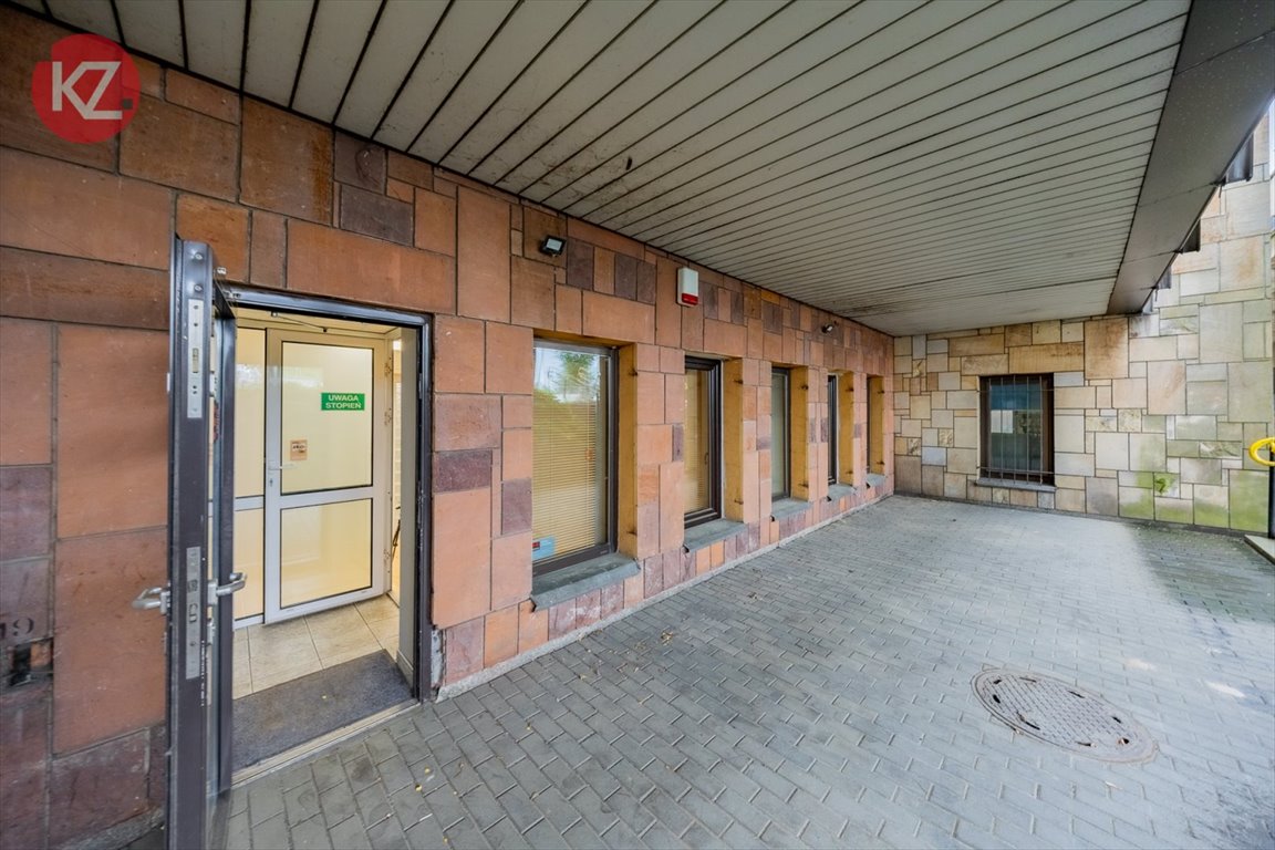 Atrakcyjny lokal biurowy 100 m² w centrum Piły - polecam! Piła, Śródmieście  100m2 Foto 1