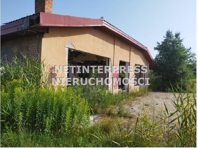 Działka 14 102 m² w Sarnach - możliwość rozbiórki i użytkowania Ułęż, Sarny  14 102m2 Foto 1
