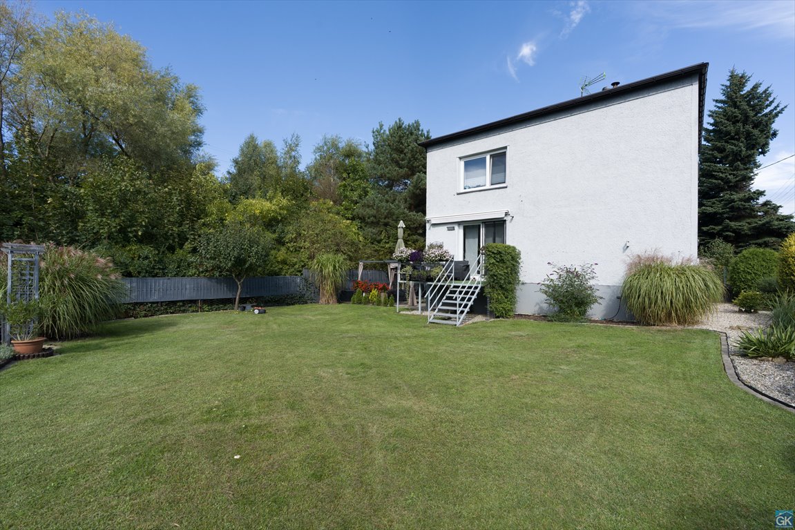 Zapraszam do obejrzenia przestronnego domu 165 m² z ogrodem i tarasami Piekary Śląskie, Brzozowiice, Reymonta  165m2 Foto 1